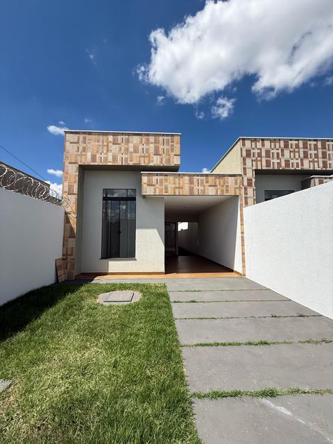 Casa à venda em Aparecida de Goiânia, Residencial Caraíbas, com 3 quartos, com 108.6 m²